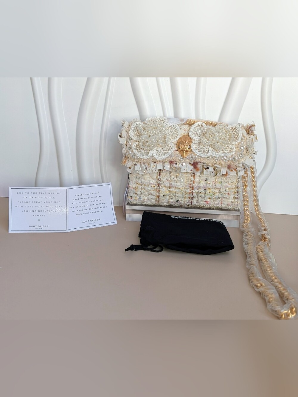 Kurt Geiger Cream Tweed Crossbody Bag with Gold Chain and Pearl Detail - Picture 8 of 16